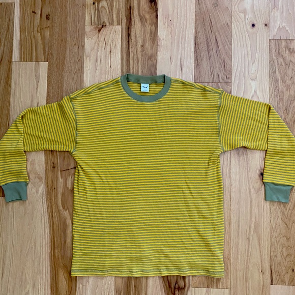 Aritzia TNA long sleeve - Picture 1 of 2